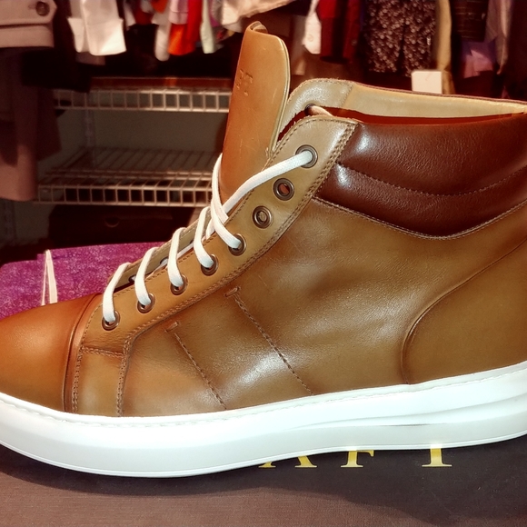 taft high top sneaker